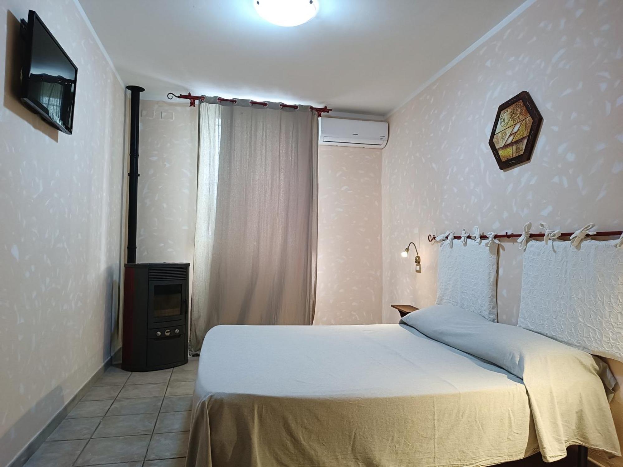 La Mezzanella Guesthouse Porto Torres Buitenkant foto