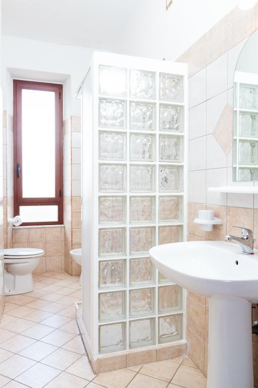 La Mezzanella Guesthouse Porto Torres Kamer foto