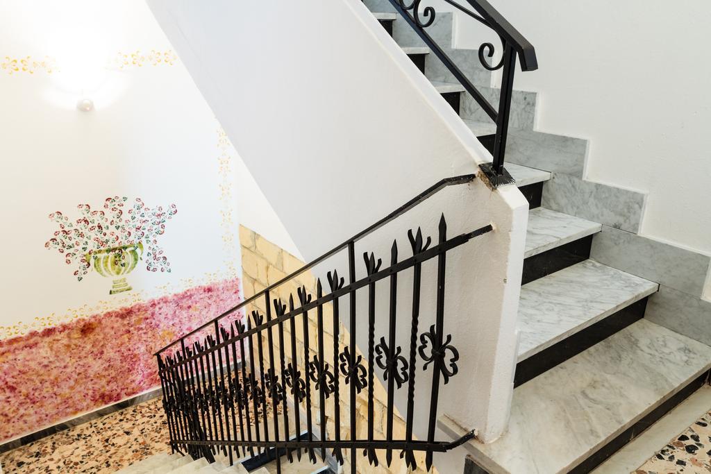 La Mezzanella Guesthouse Porto Torres Buitenkant foto